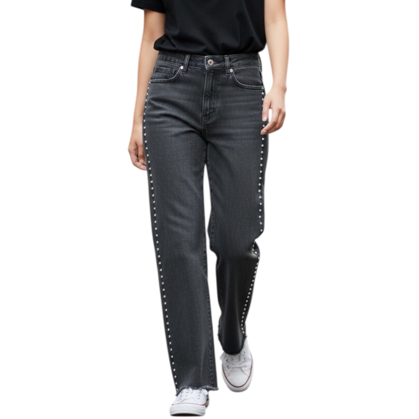 JEANS TIRO ALTO TACHAS