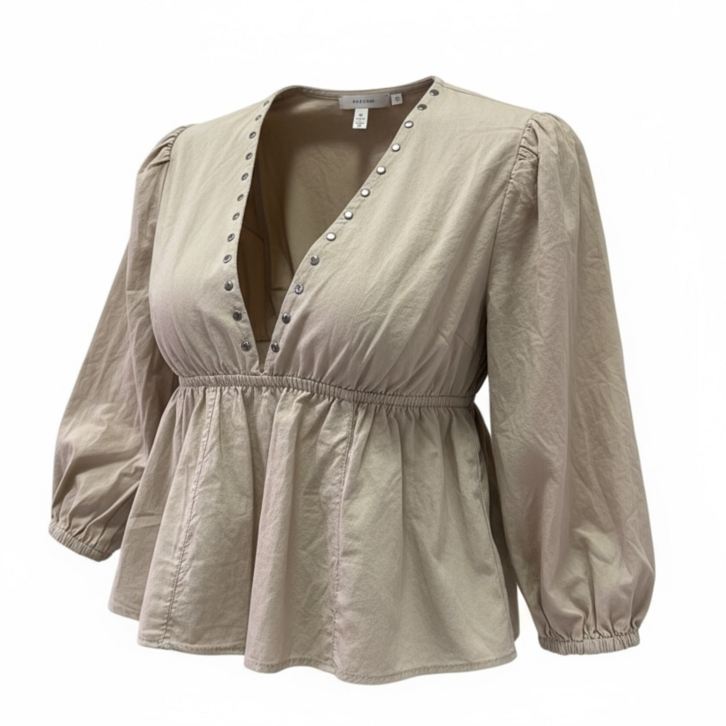 BLUSA COMBINADA CON TACHUELAS