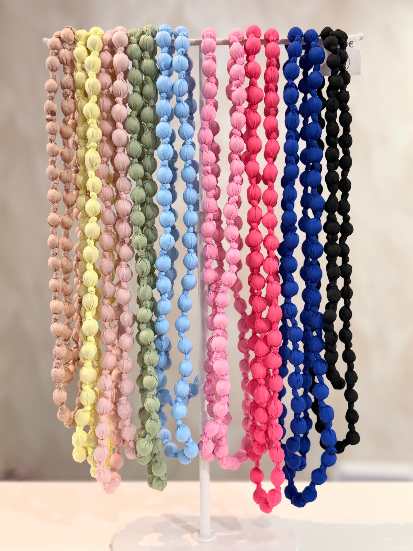 COLLAR BOLA